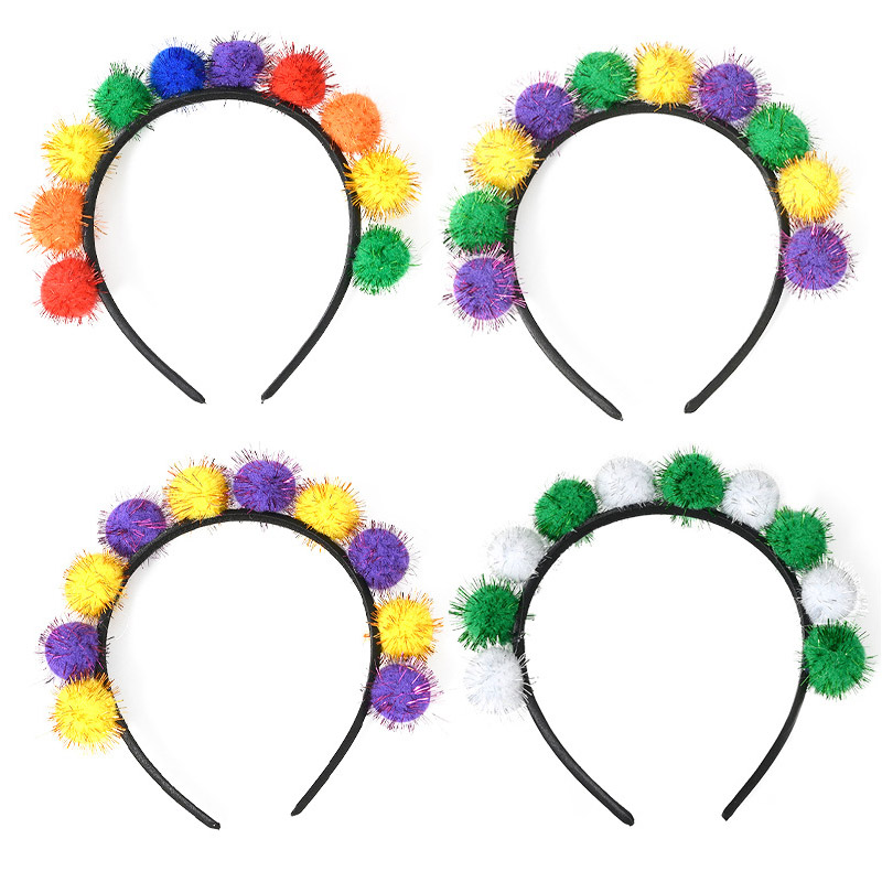 Carnival Holiday Glitter Fur Ball -panta