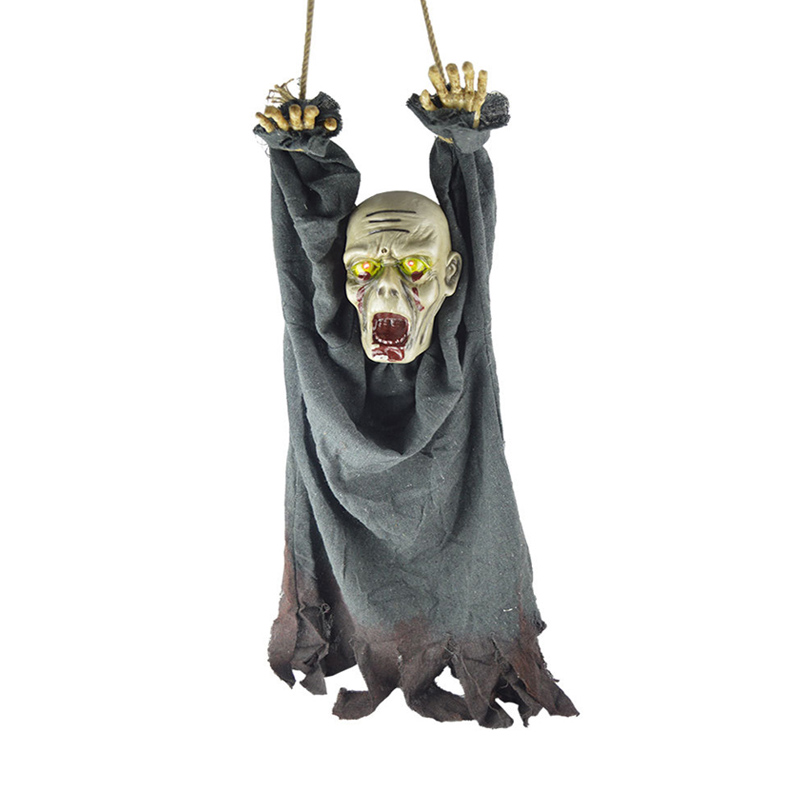 Halloween roikkuu aave