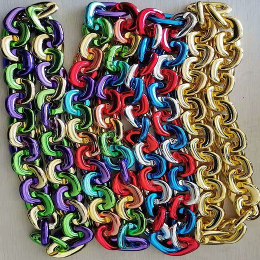 Liioiteltu Choker Chain Resin -kaulakoru juhliin